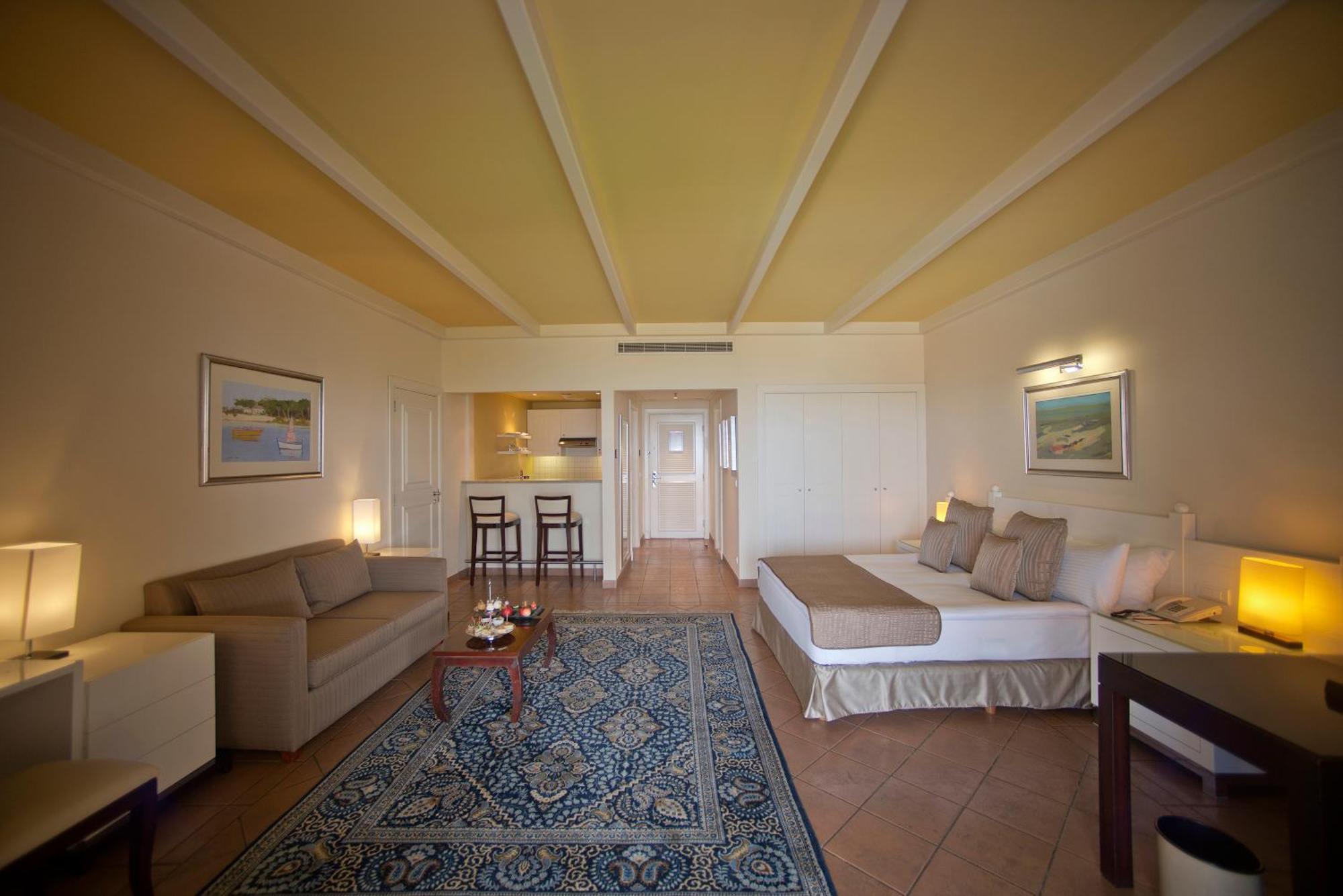 Resort Le Royal - Beirut