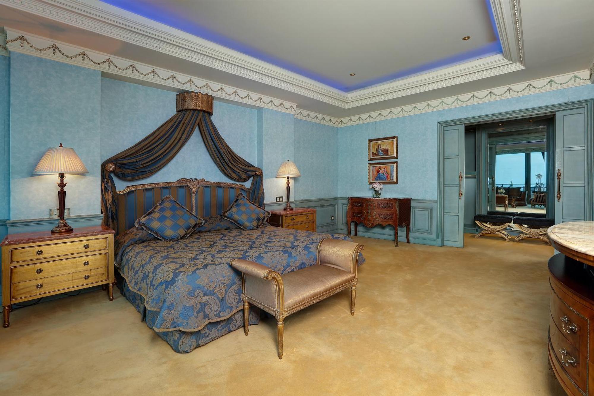 Resort Le Royal - 5*